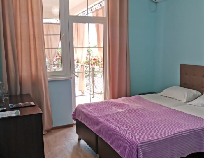 Стандарт 2-местный 1-комн. стандарт с террасой - Отель «Аурус» Сухум